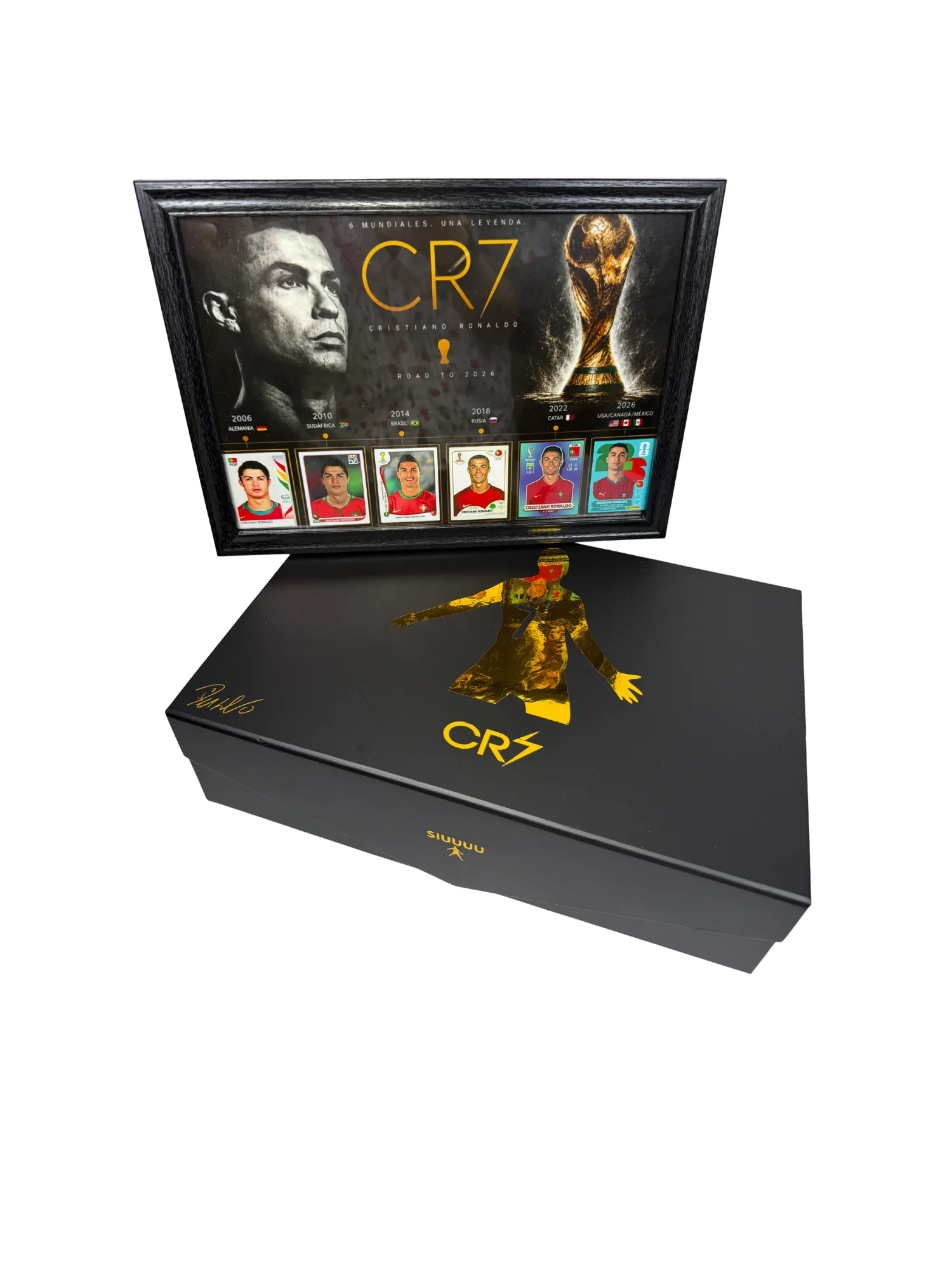 Gerahmtes CR7 Sammelkarten-Bild neben der geschlossenen Geschenkbox