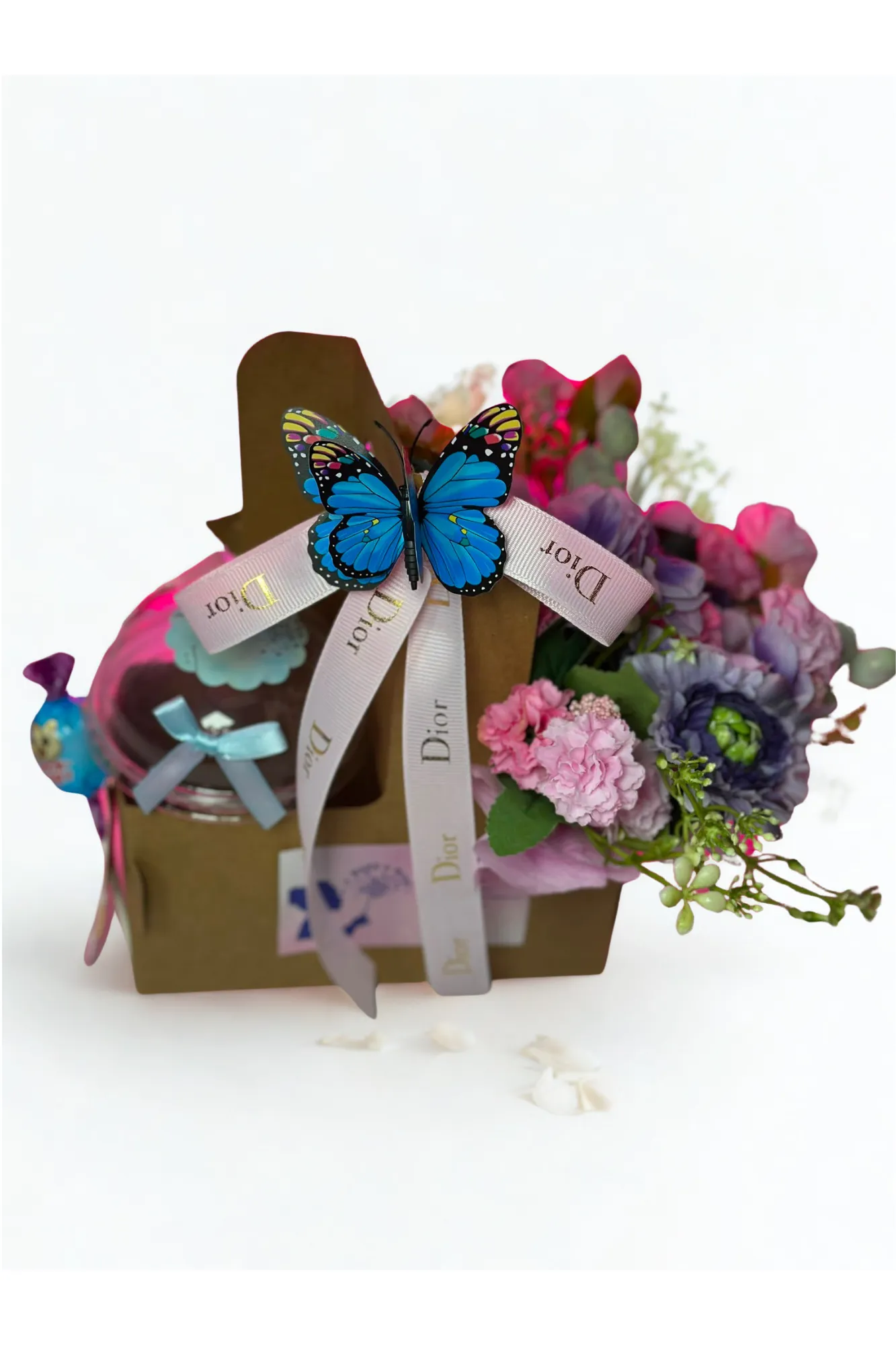 Premium Blumenbox mit Schmetterling